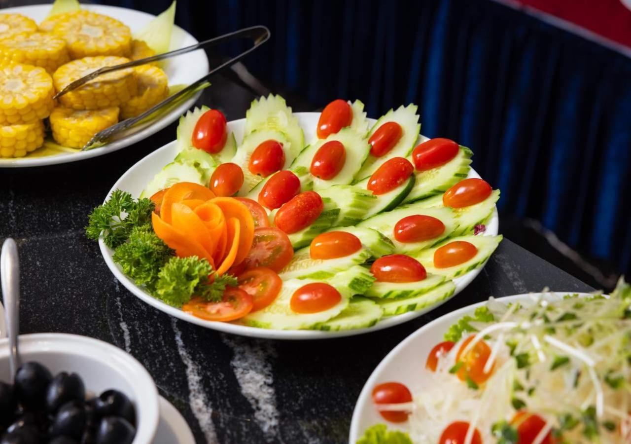 Family Suite Hotel Hanoi Bagian luar foto