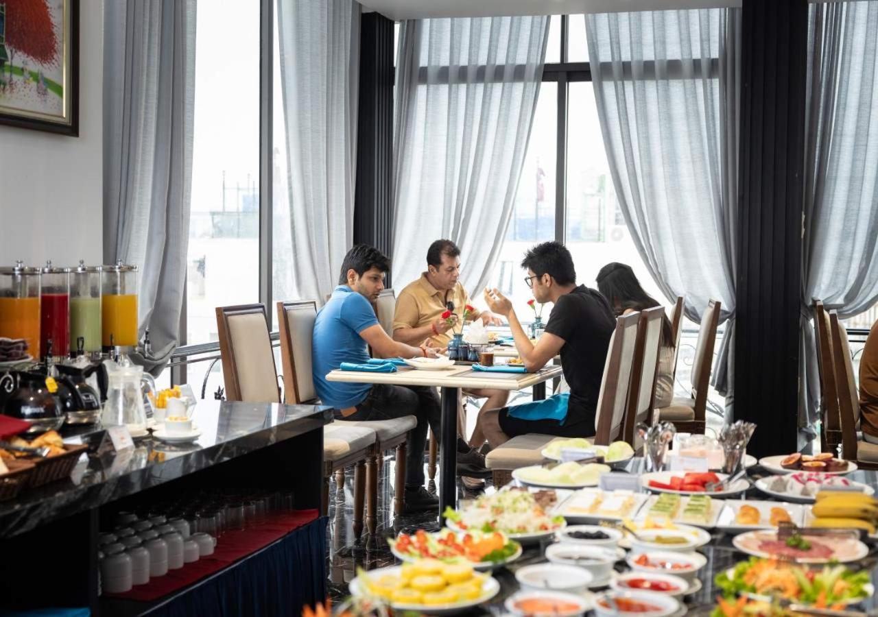 Family Suite Hotel Hanoi Bagian luar foto