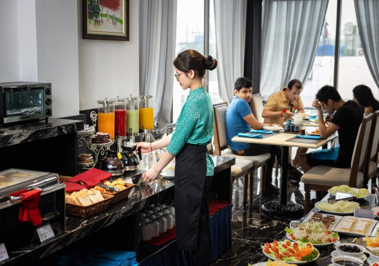 Family Suite Hotel Hanoi Bagian luar foto